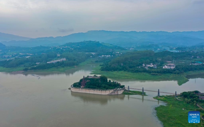 Katika Picha: Mandhari ya Kivutio cha Utalii cha Shibaozhai huko Chongqing, Kusini Magharibi mwa China