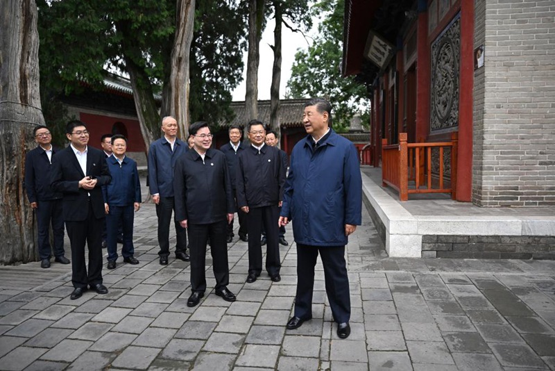 Xi Jinping akagua Mji Baoji wa Mkoa wa Shaanxi na Mji Tianshui wa Mkoa wa Gansu, China